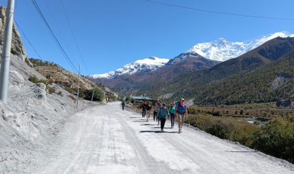 मनसुन सकिएपछि डेढ महिनामा भित्रिए सात हजार पर्यटक, इजराइलका सबै भन्दा धेरै मनसुन सकिएपछि डेढ महिनामा भित्रिए सात हजार पर्यटक, इजराइलका सबै भन्दा धेरै